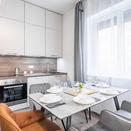 Brand New - Modern & Comfy At River Appartement *